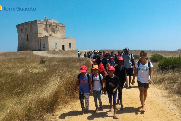 bambini-saharawi-a-torre-guaceto-90B206999-B38A-1154-AF6B-B50F0AA237FD.jpg