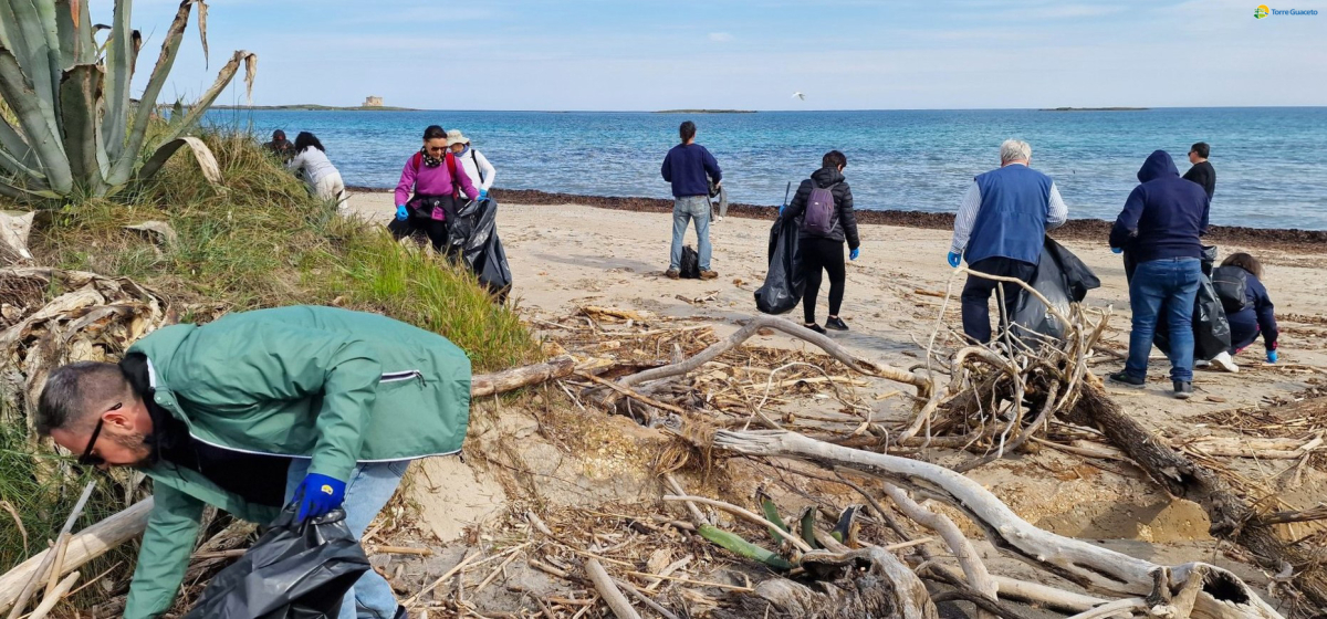Danni provocati dalla pesca a Torre Guaceto: polistirolo e reti di plastica finiscono negli habitat costieri