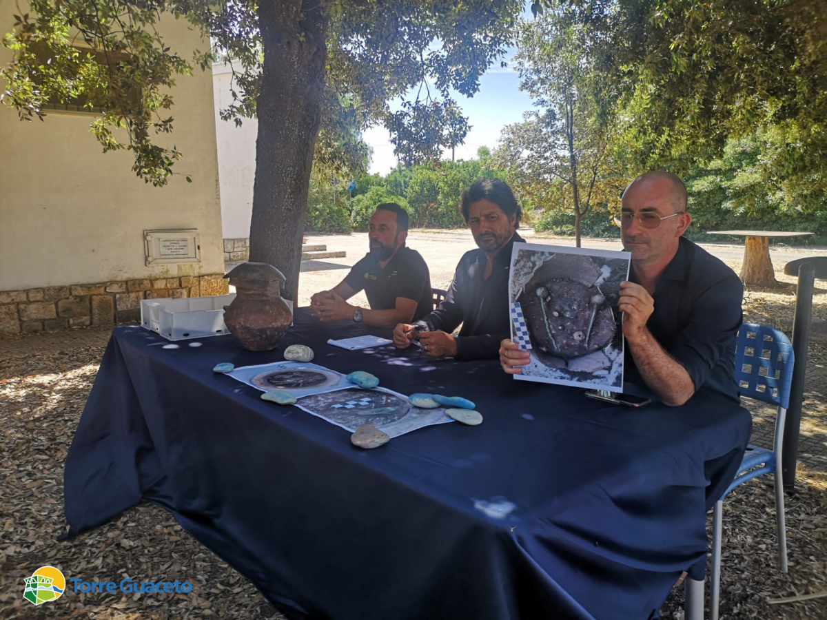 Scoperta a Torre Guaceto la necropoli dell’antica comunità che viveva sul promontorio della torre