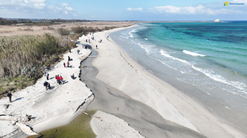 Da tutta la Puglia a Torre Guaceto per la pulizia spiagge: raccolti 170 sacchi
